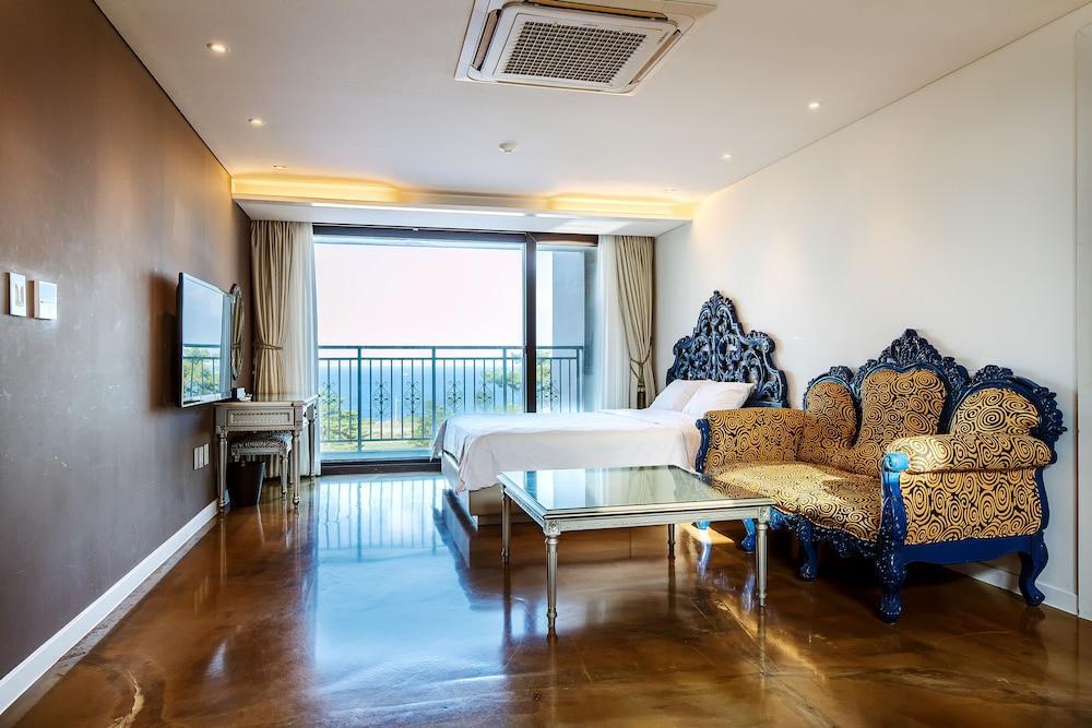 Villa De Aewol Jeju Eksteriør billede
